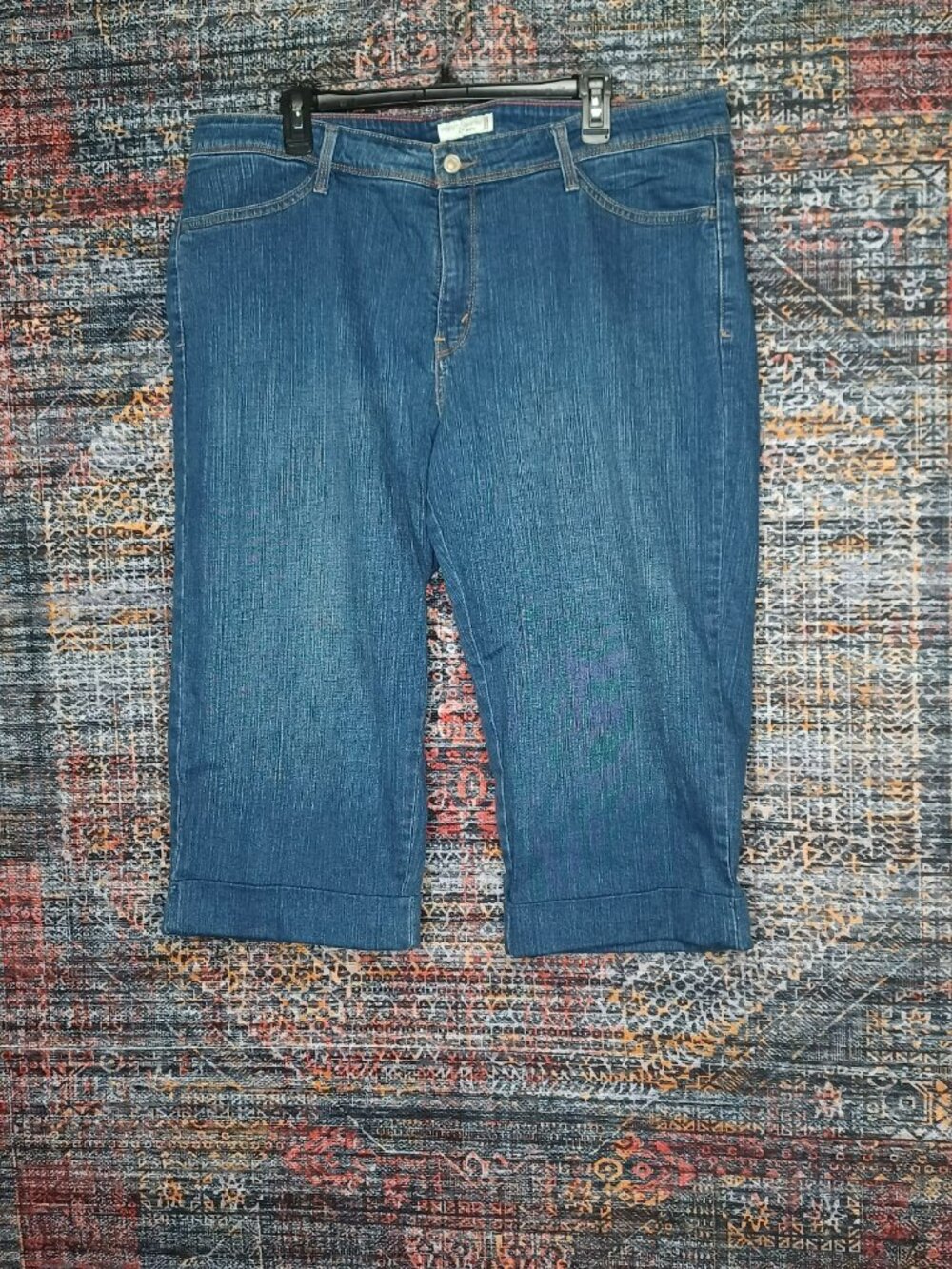 Levis womens dark 512 Perfectly Shaping stretch cuffed capri jeans 22W EUC